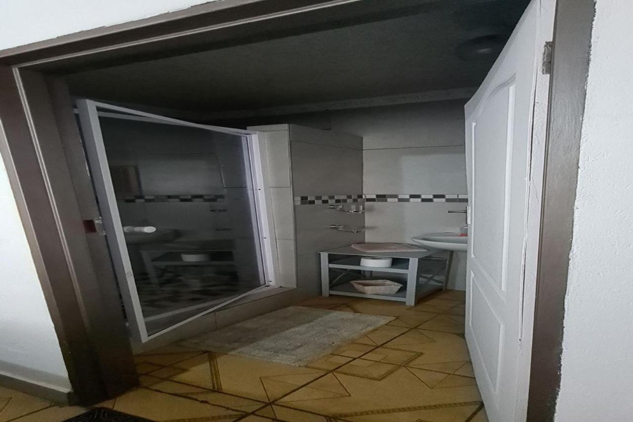 Maluti Backpackers Hotel Phuthaditjhaba Exterior foto